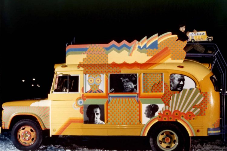 Norman Takeuchi et Neville Smith, Superbus, 1970, produit par la Commission des expositions du gouvernement canadien pour Expo 70. Photo : Rudi Haas.