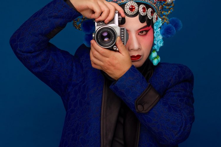 Chun Hua Catherine Dong, Unmask Opera [Opéra démasqué], 2023,
photographies performance. Avec l’autorisation de l’artiste.